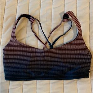Lululemon sports bra/swim top 6
